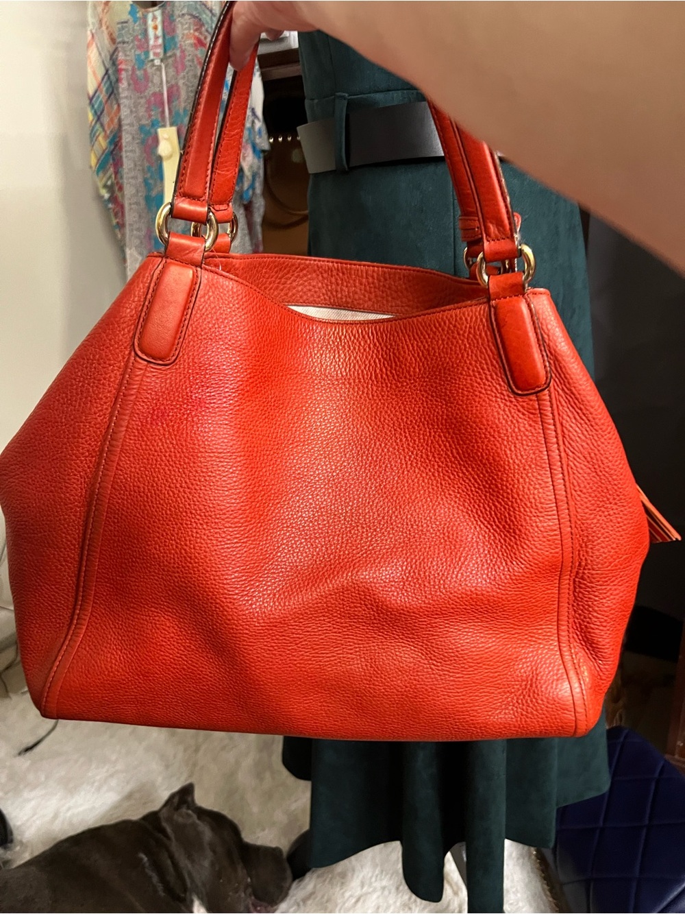 Gucci Large SoHo Red Pebbled Leather with Gold Hardware and Tassel - Picture 3 of 10